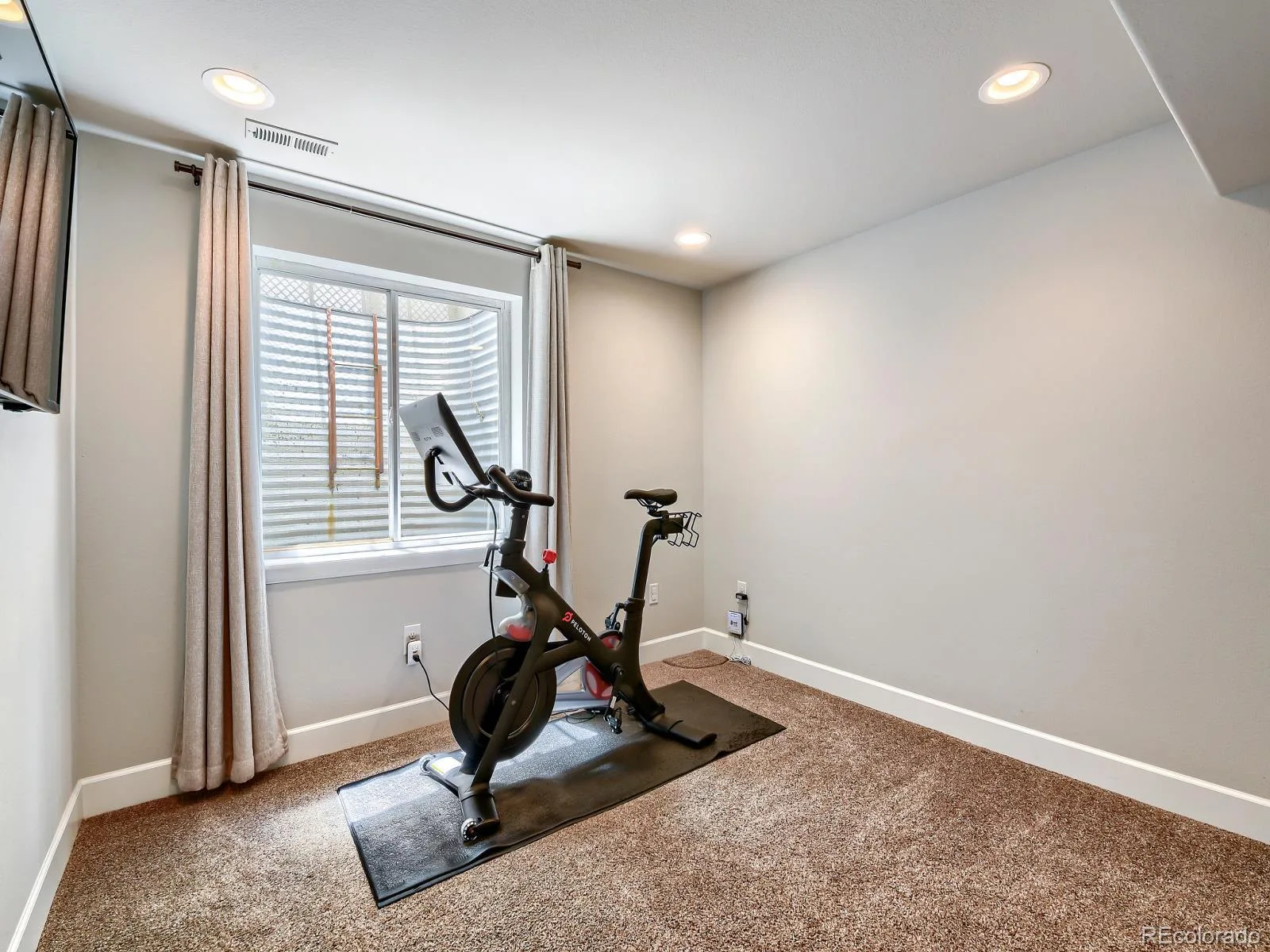 362 English Sparrow Drive Littleton CO 80129 | MLS #REC6902155 08202026164419 1600 25