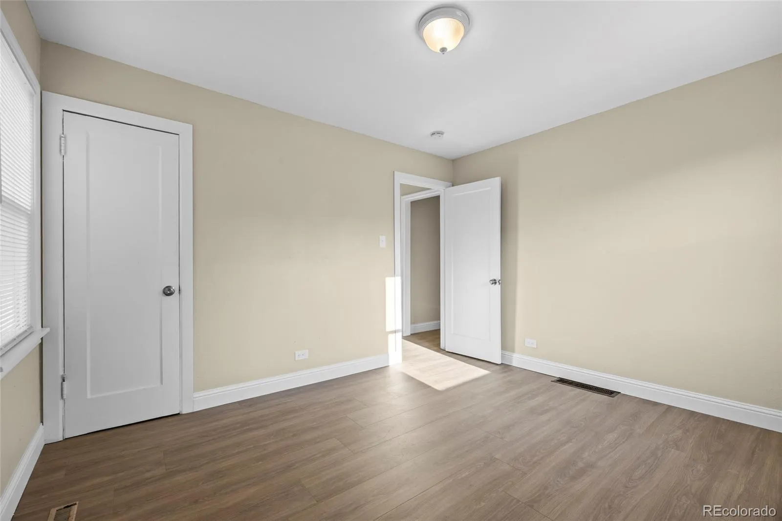 2060 S Knox Court Denver CO 80219 MLS #REC6903073 05122026161416 1600 17