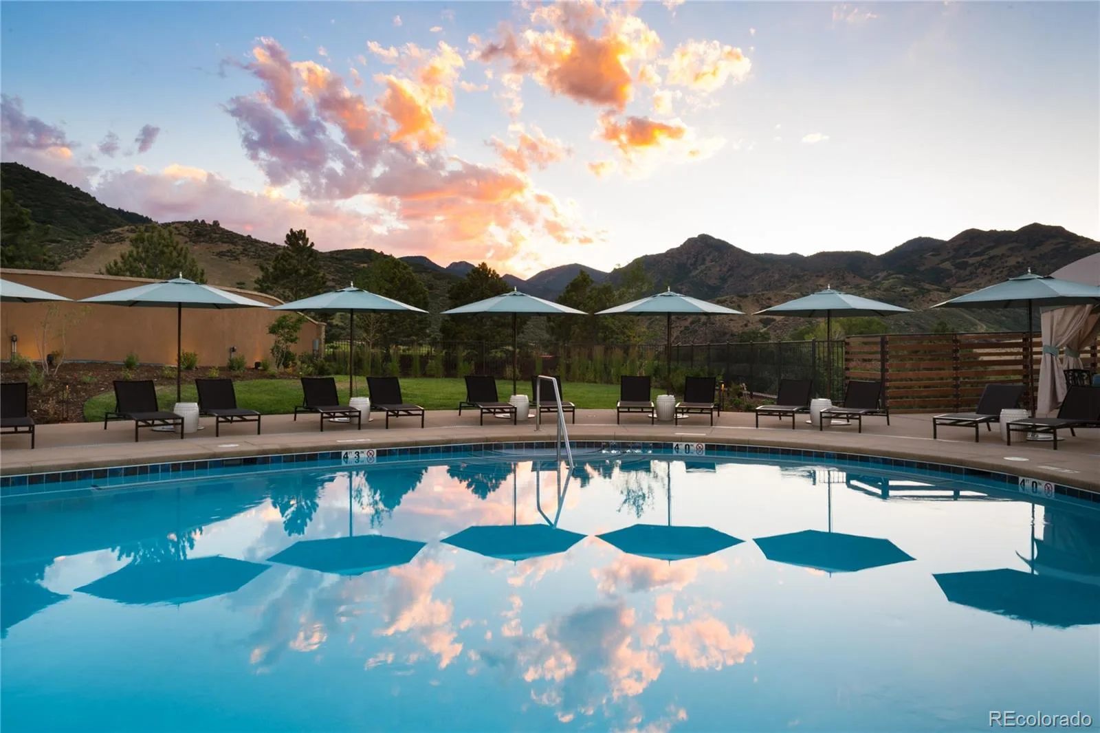 7983 Raphael Lane Littleton CO 80125 | MLS #REC6904188 07142026183846 1600 14