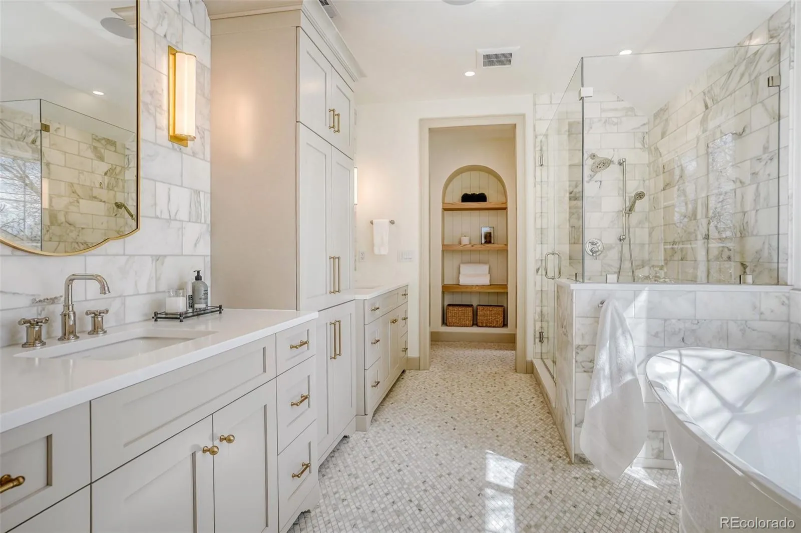 04172026171530 1600 19