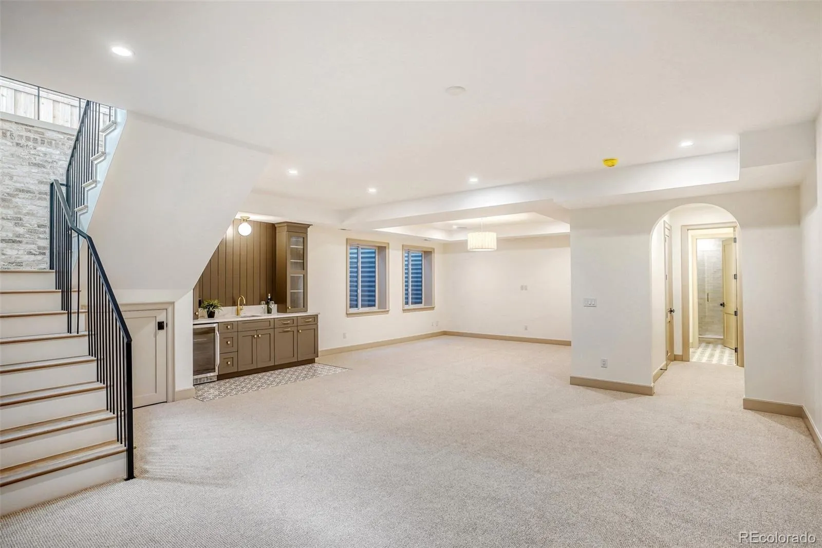 04172026171530 1600 27