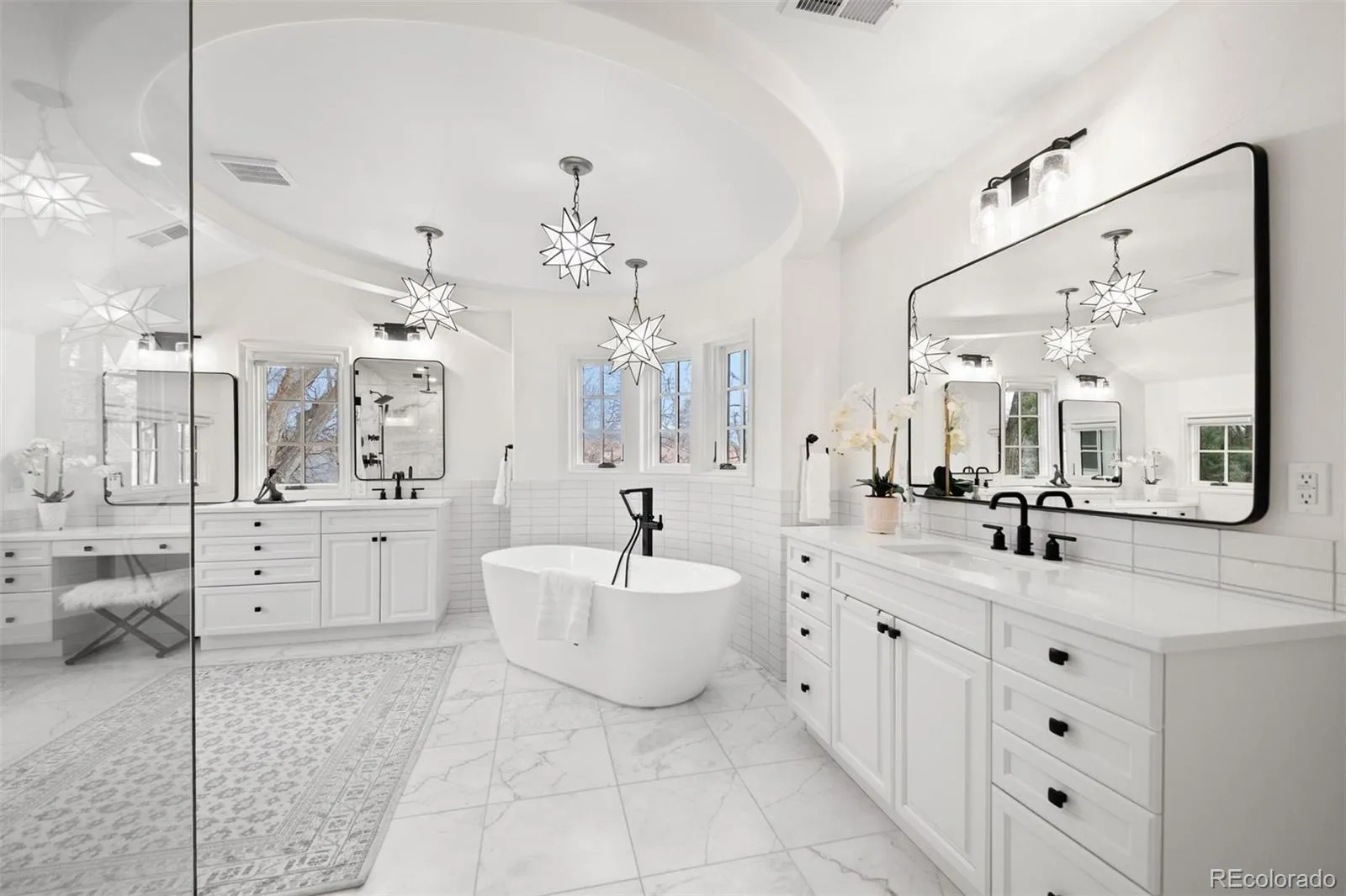 04092026173704 1600 19