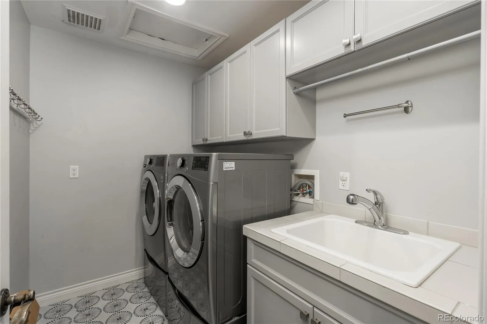 1315 S Lafayette Street Denver CO 80210 MLS #REC6907752 05152026002807 1600 27