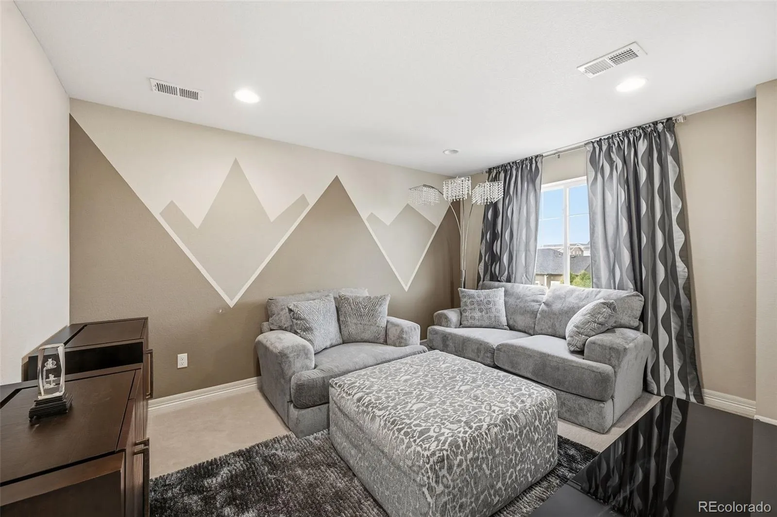 21694 E Stanford Circle Aurora CO 80015 MLS #REC6907819 05052026224551 1600 16