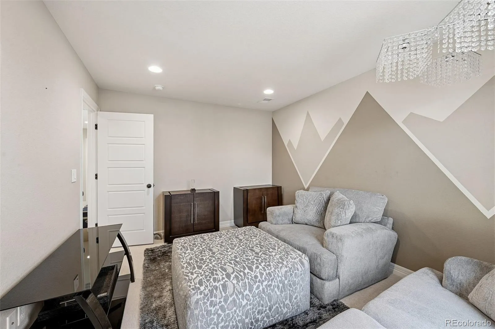 21694 E Stanford Circle Aurora CO 80015 MLS #REC6907819 05052026224551 1600 17