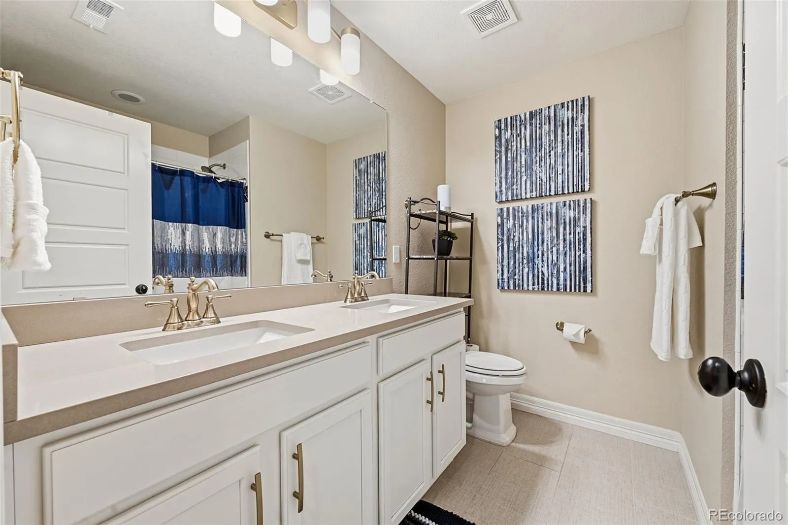 21694 E Stanford Circle Aurora CO 80015 MLS #REC6907819 05052026224551 1600 18