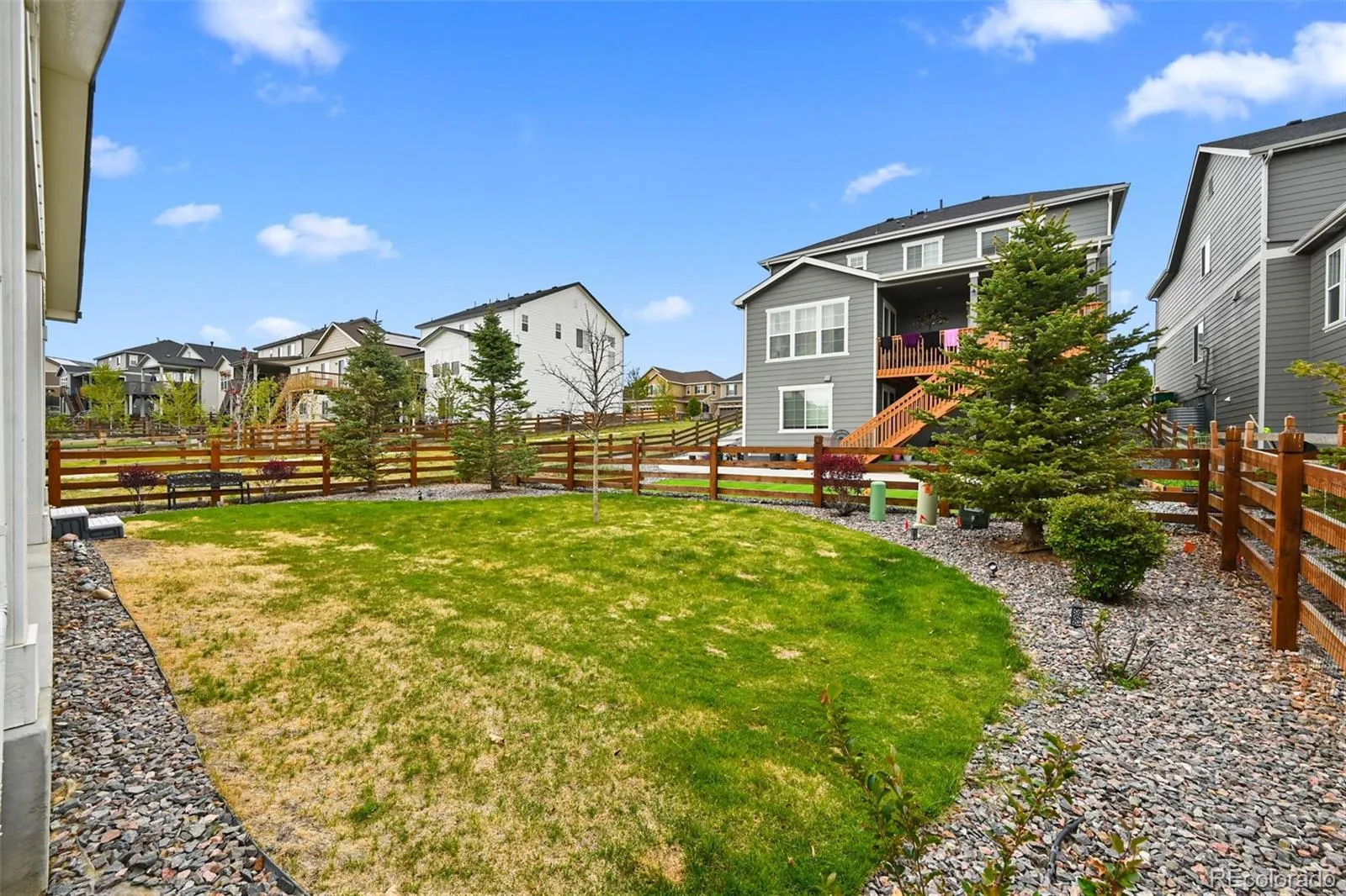 21694 E Stanford Circle Aurora CO 80015 MLS #REC6907819 05052026224551 1600 34