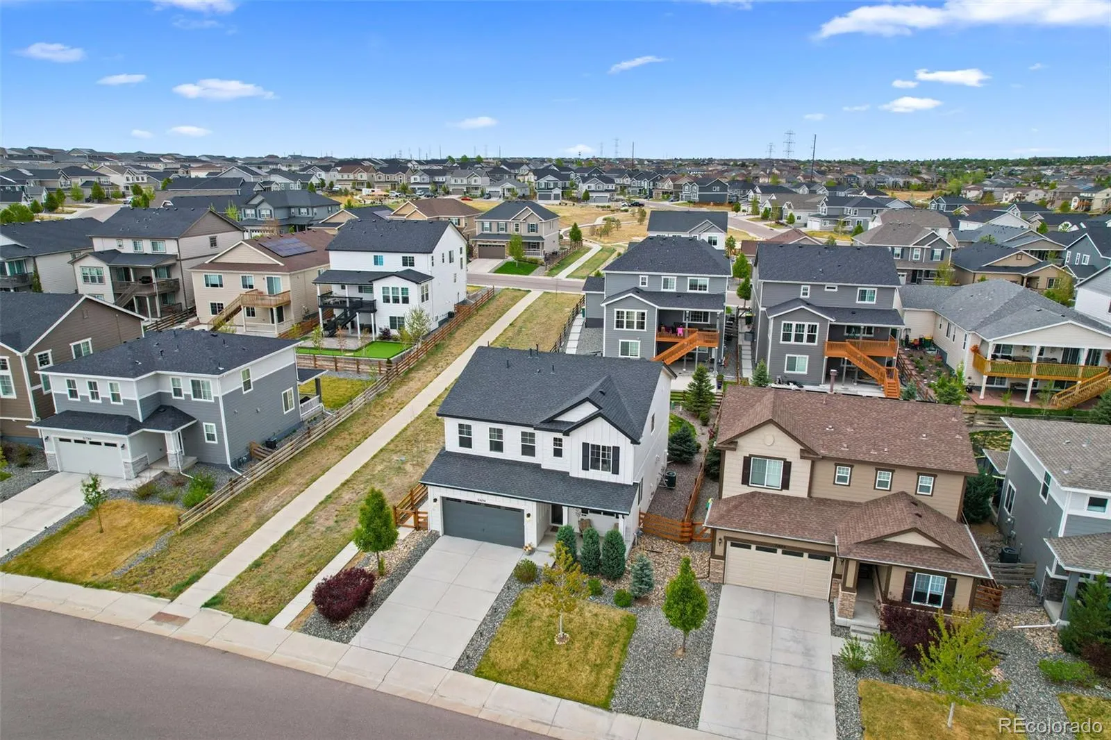 21694 E Stanford Circle Aurora CO 80015 MLS #REC6907819 05052026224551 1600 37