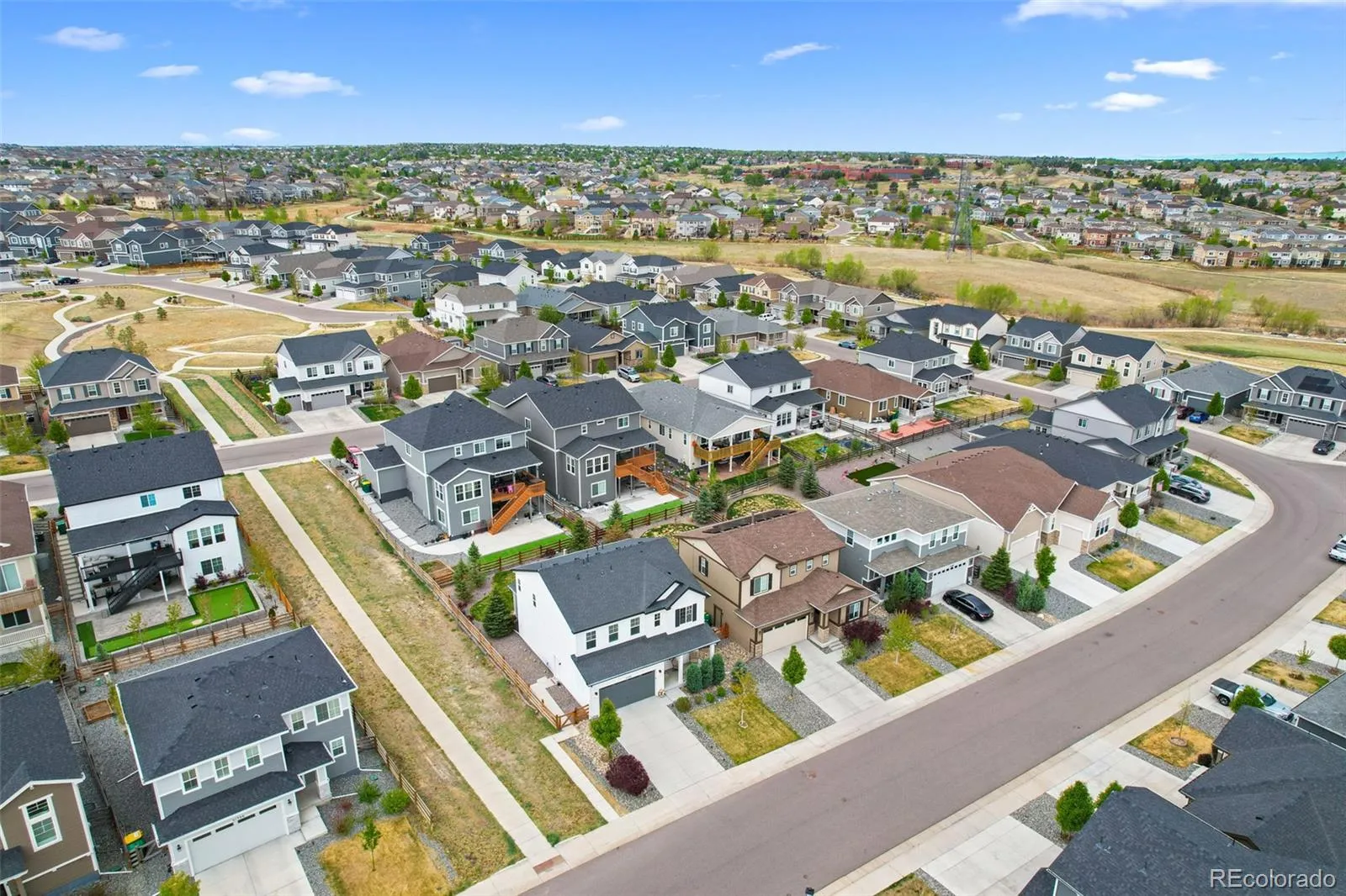 21694 E Stanford Circle Aurora CO 80015 MLS #REC6907819 05052026224551 1600 40