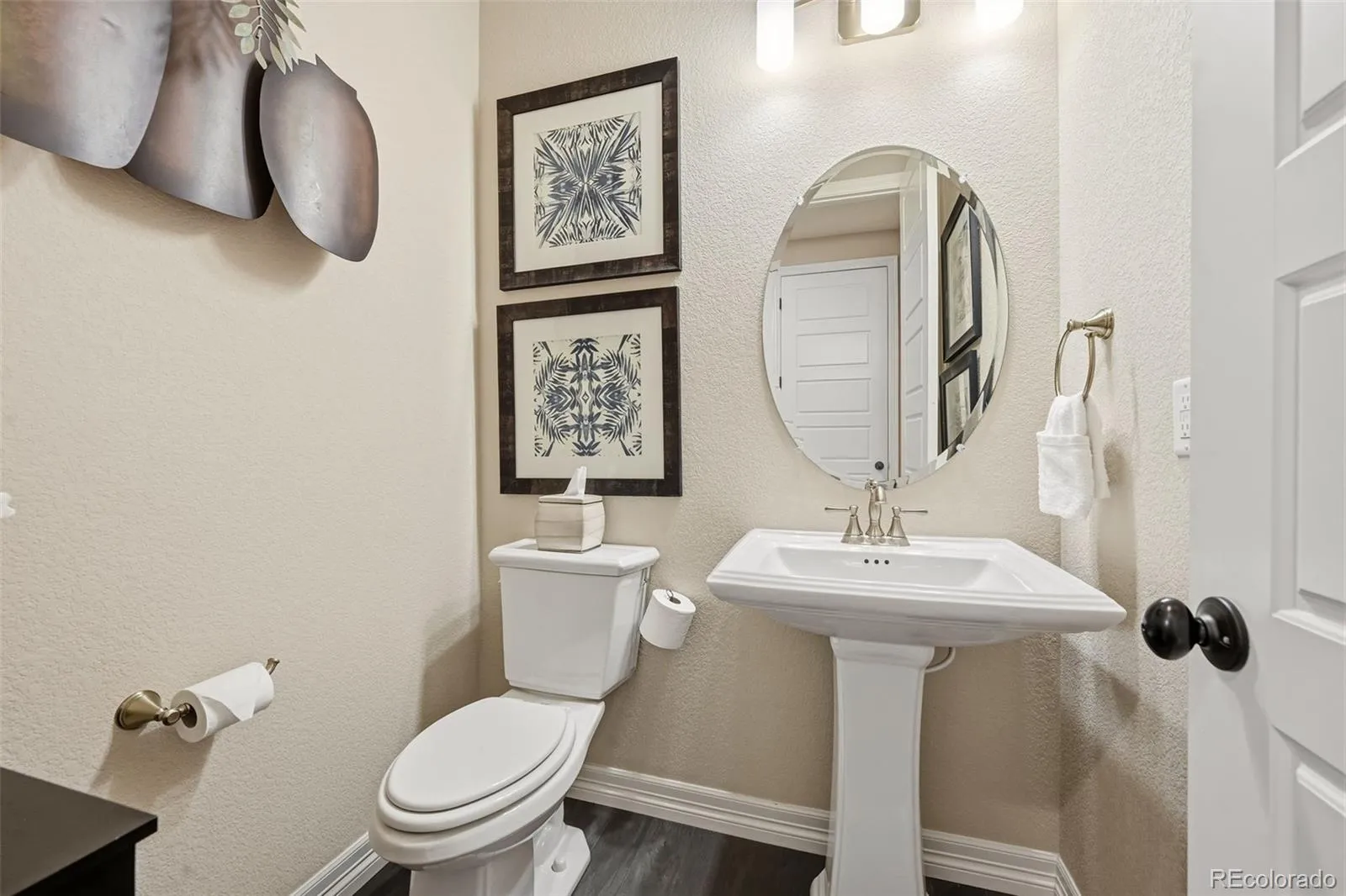 21694 E Stanford Circle Aurora CO 80015 MLS #REC6907819 05052026224551 1600 6