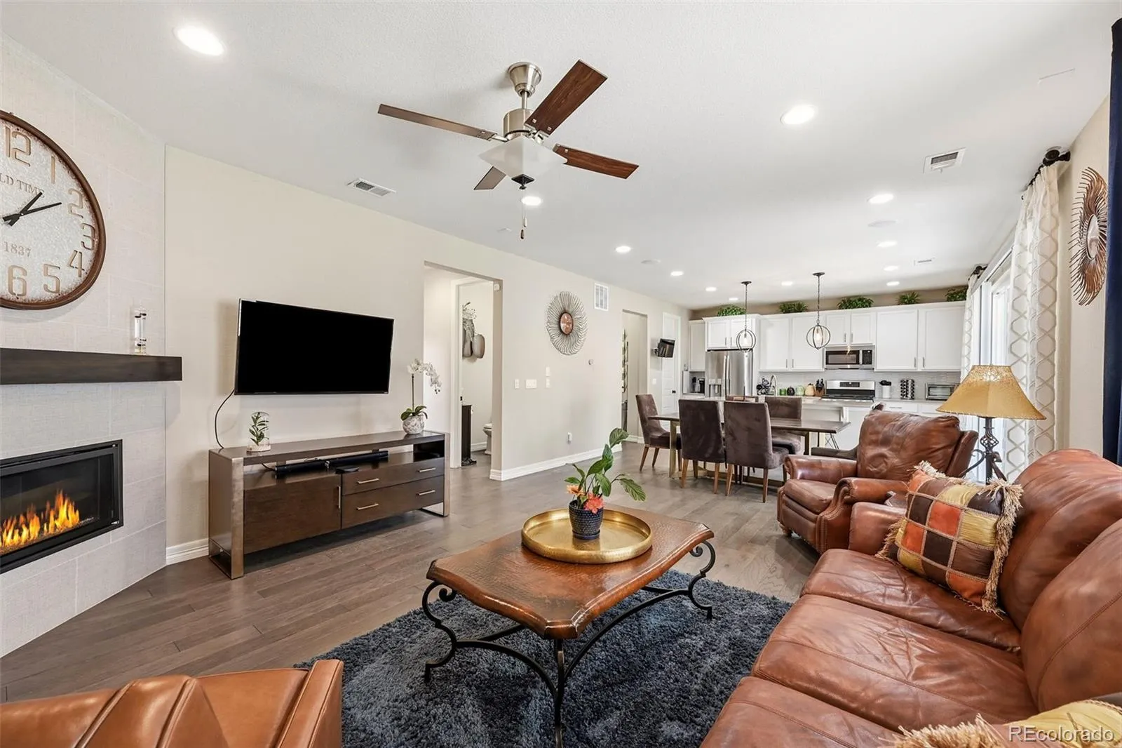 21694 E Stanford Circle Aurora CO 80015 MLS #REC6907819 05052026224551 1600 8
