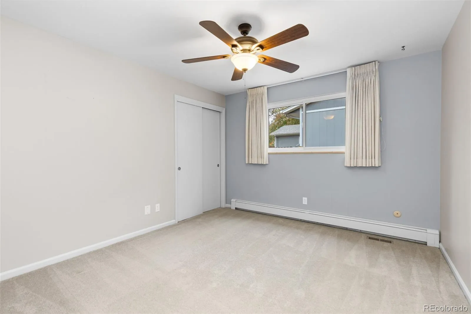 2622 S Brentwood Court Lakewood CO 80227 MLS #REC6908752 05092026150742 1600 19