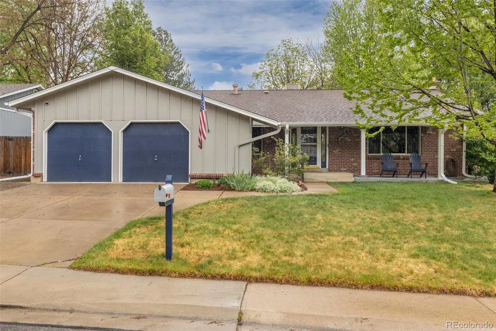 2622 S Brentwood Court Lakewood CO 80227 MLS #REC6908752 05092026150742 1600 2