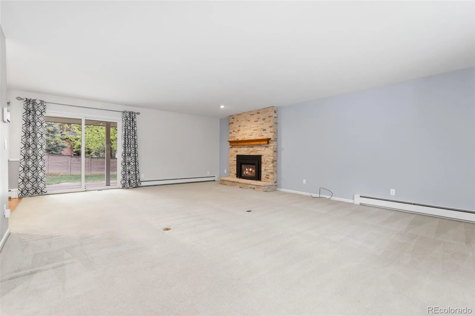 2622 S Brentwood Court Lakewood CO 80227 MLS #REC6908752 05092026150742 1600 7