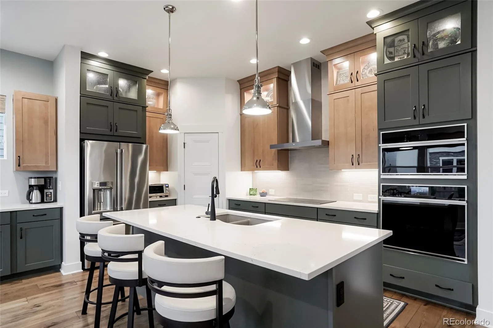 20984 E 62nd Avenue Aurora CO 80019 | MLS #REC6908790 10112026191943 1600 4