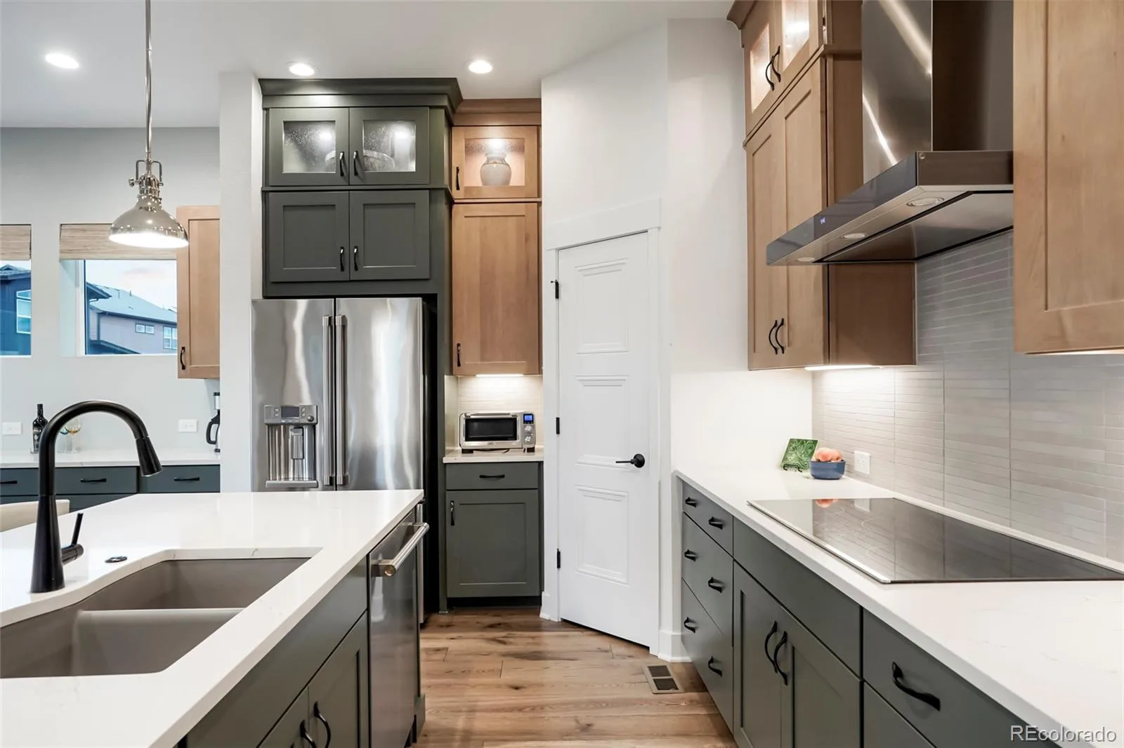 20984 E 62nd Avenue Aurora CO 80019 | MLS #REC6908790 10112026191943 1600 5