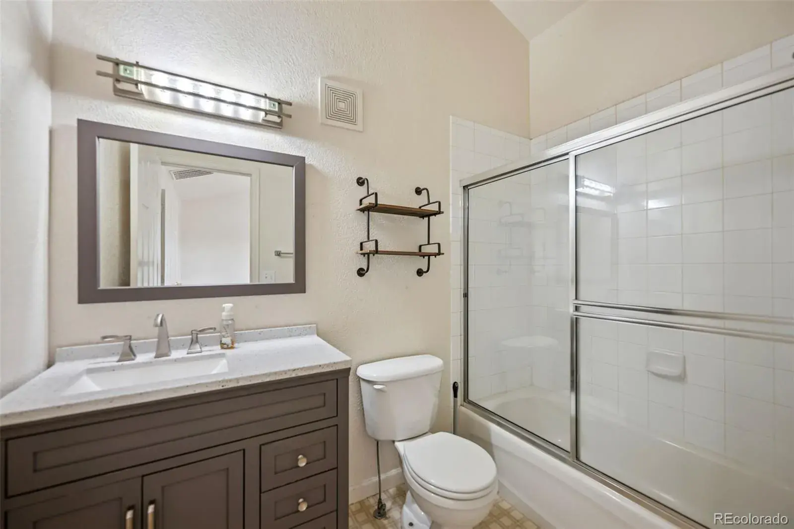 18080 Becket Drive Parker CO 80134 | MLS #REC6909123 02182026183509 1600 16