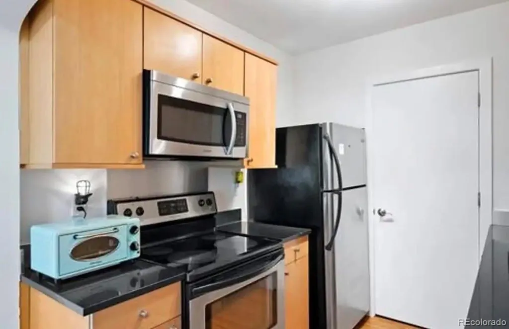 636 N Washington Street #205 Denver CO 80203 MLS #REC6910148 05122026161422 1024 11