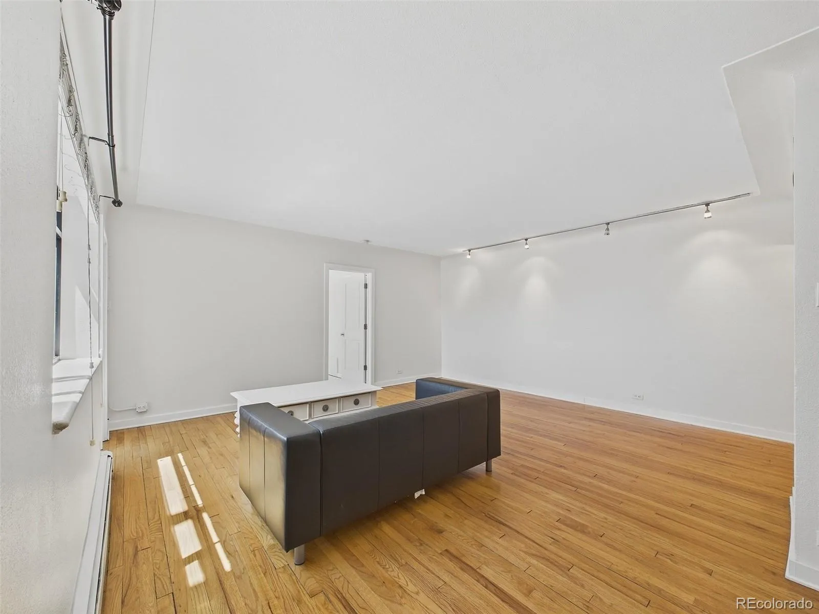 636 N Washington Street #205 Denver CO 80203 MLS #REC6910148 05122026161422 1600 24