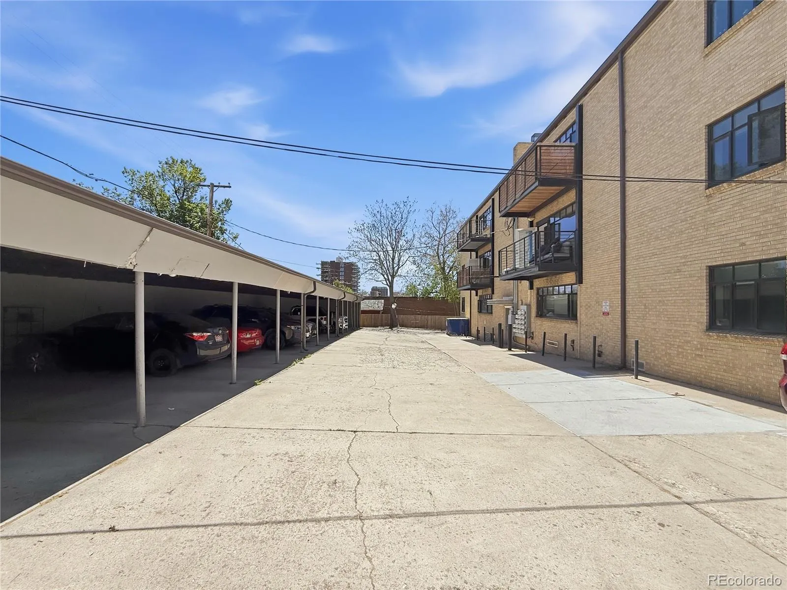 636 N Washington Street #205 Denver CO 80203 MLS #REC6910148 05122026161422 1600 37