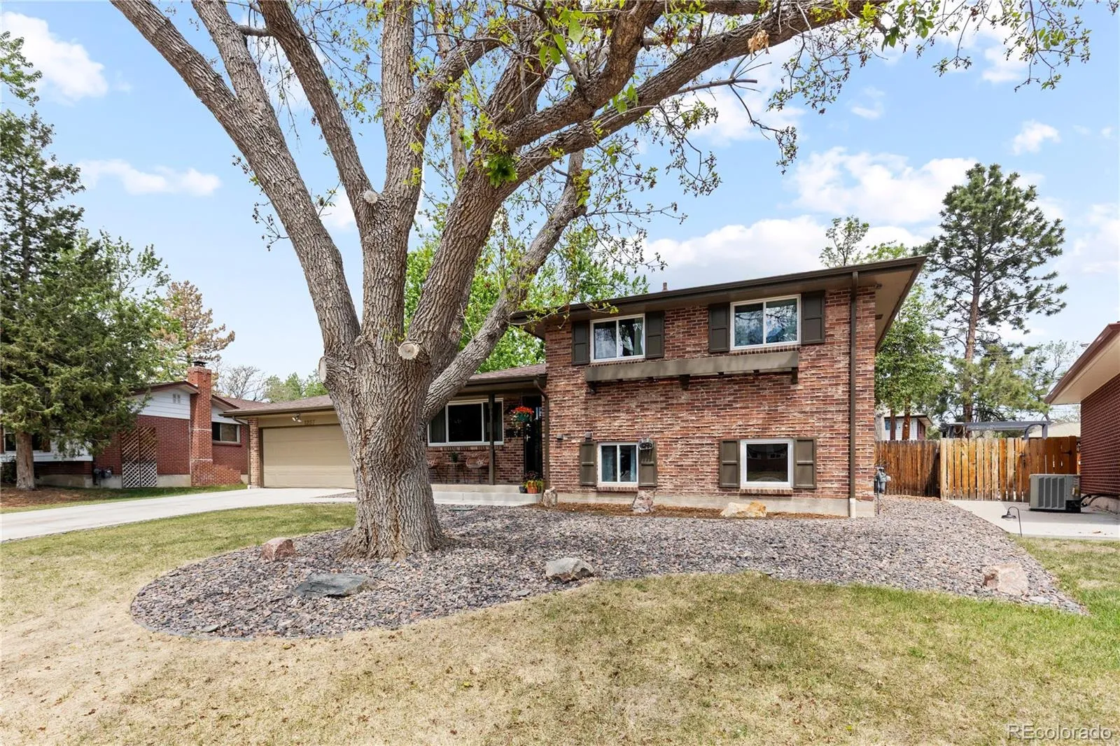 1257 S Dover Way Lakewood CO 80232 MLS #REC6911002 05152026150255 1600 0