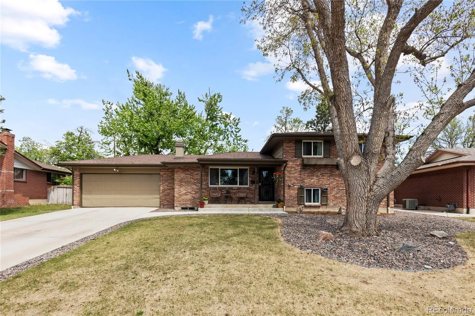 1257 S Dover Way Lakewood CO 80232 MLS #REC6911002 05152026150255 1600 1