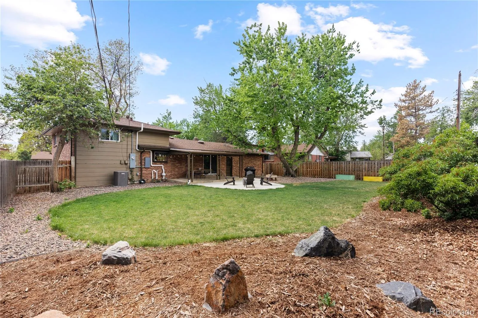 1257 S Dover Way Lakewood CO 80232 MLS #REC6911002 05152026150255 1600 44