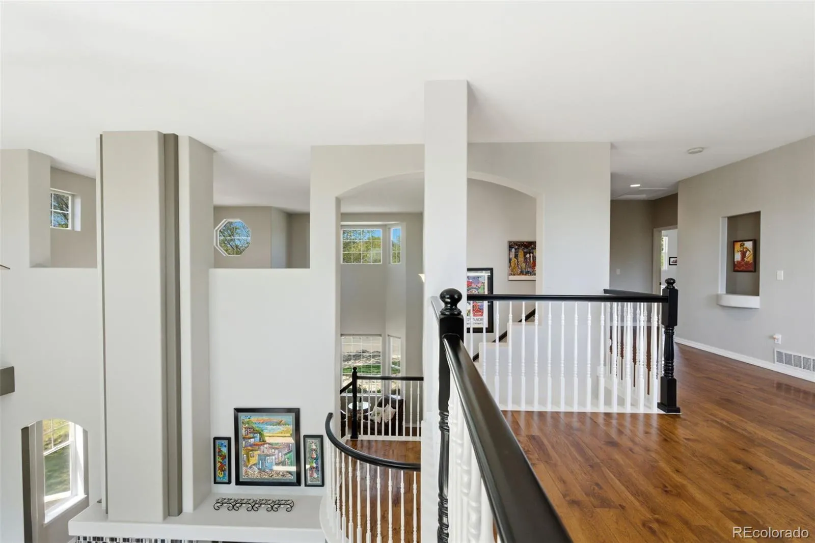 6112 Devinney Way Arvada CO 80004 MLS #REC6912253 05052026041922 1600 23