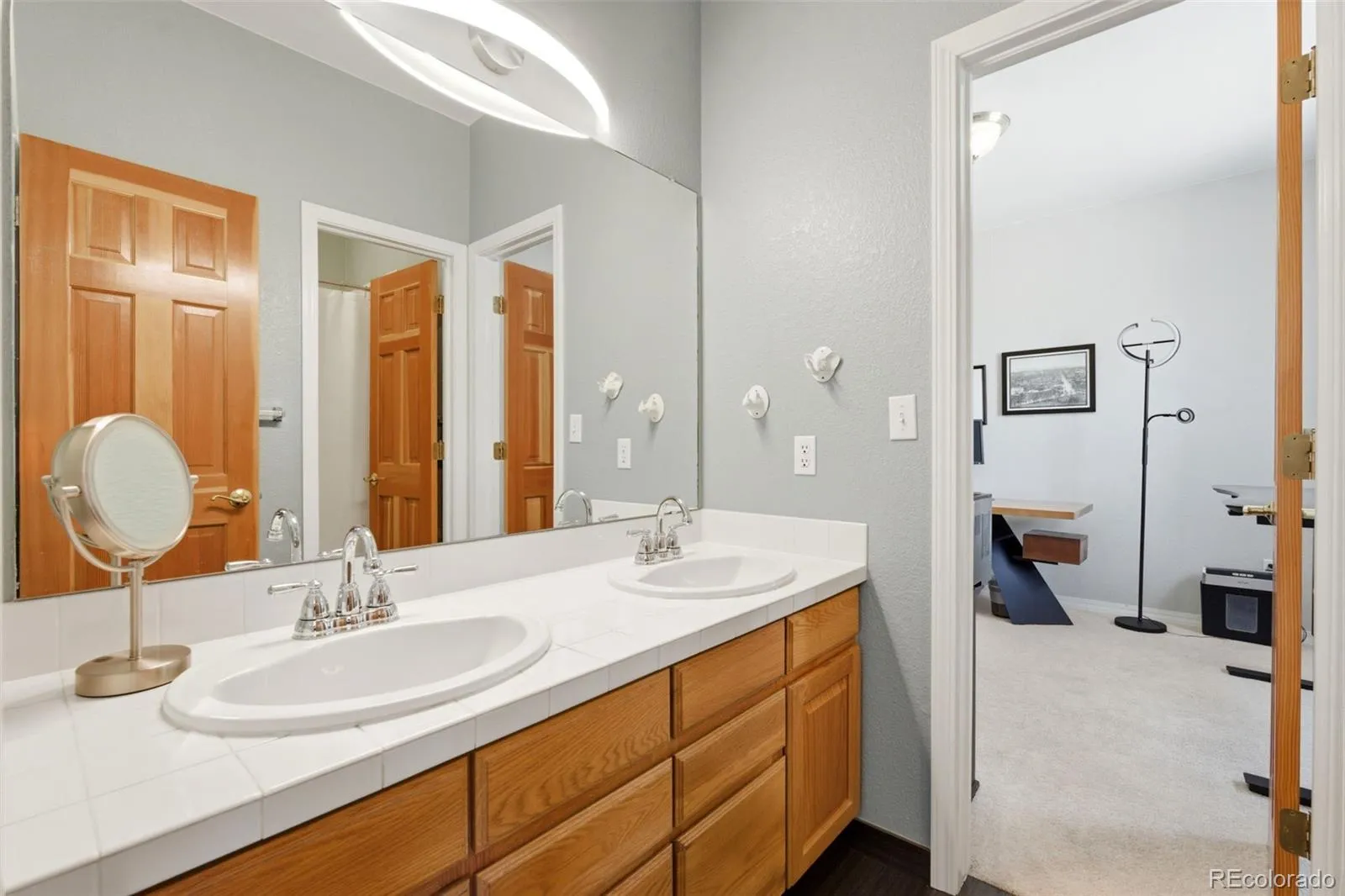 6112 Devinney Way Arvada CO 80004 MLS #REC6912253 05052026041922 1600 34
