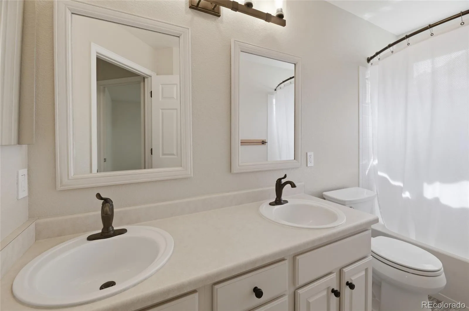 17798 E Ida Avenue Centennial CO 80015 MLS #REC6913410 06102026170513 1600 25
