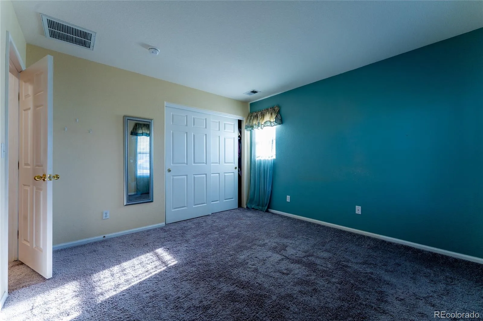 17285 E Wyoming Place Aurora CO 80017 MLS #REC6913628 04082026214113 1600 14