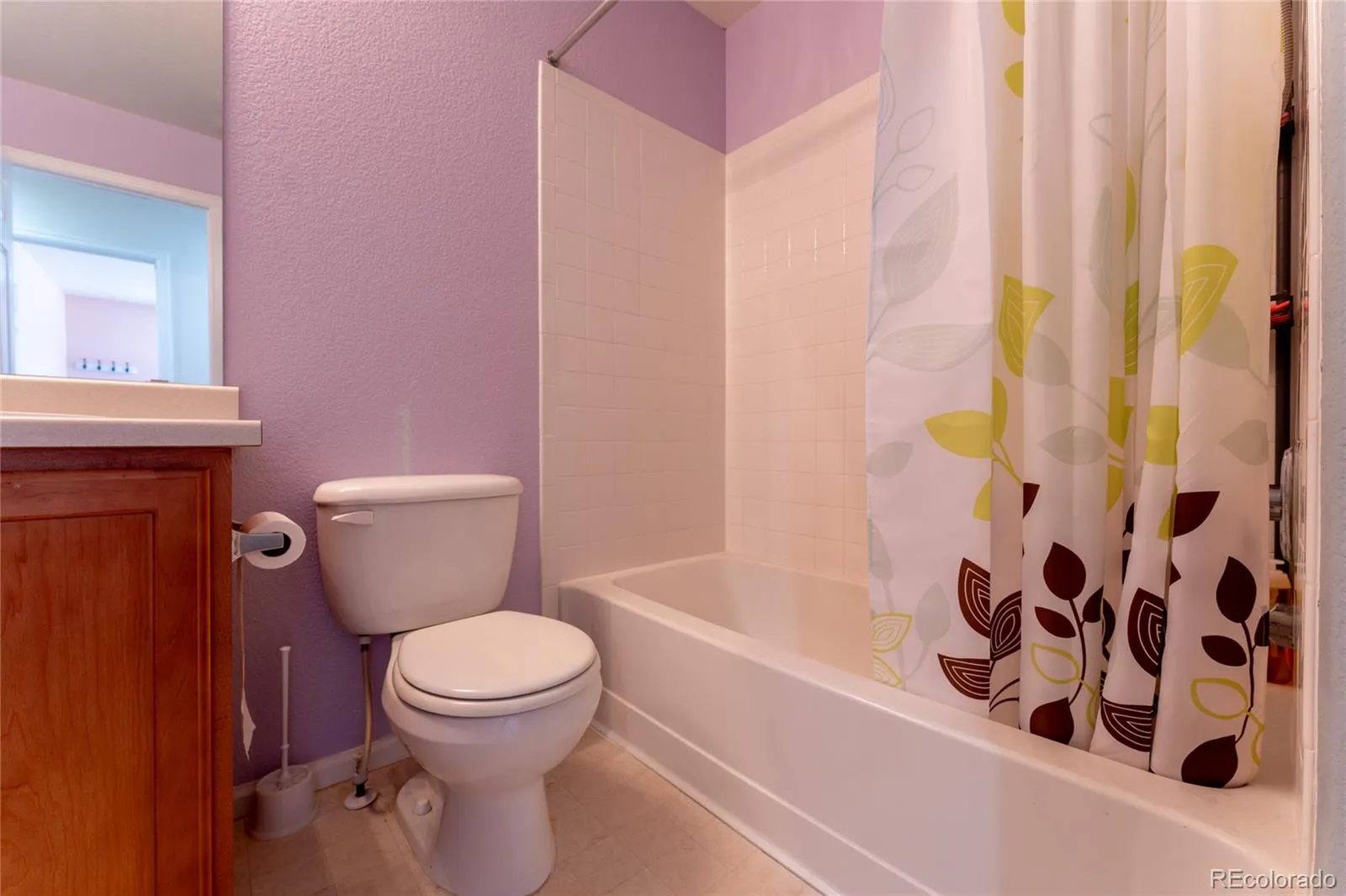 17285 E Wyoming Place Aurora CO 80017 MLS #REC6913628 04082026214113 1600 21