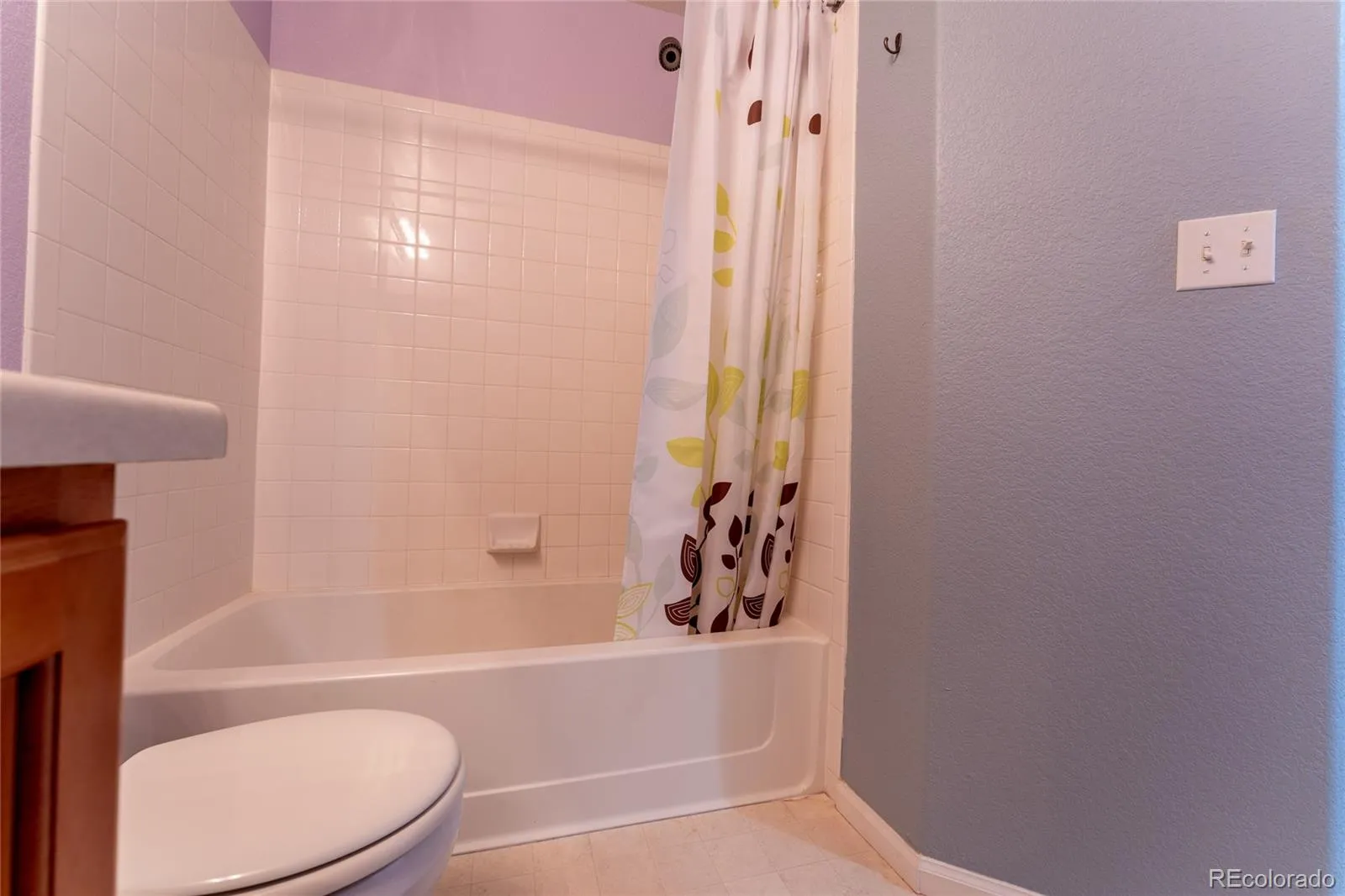 17285 E Wyoming Place Aurora CO 80017 MLS #REC6913628 04082026214113 1600 22