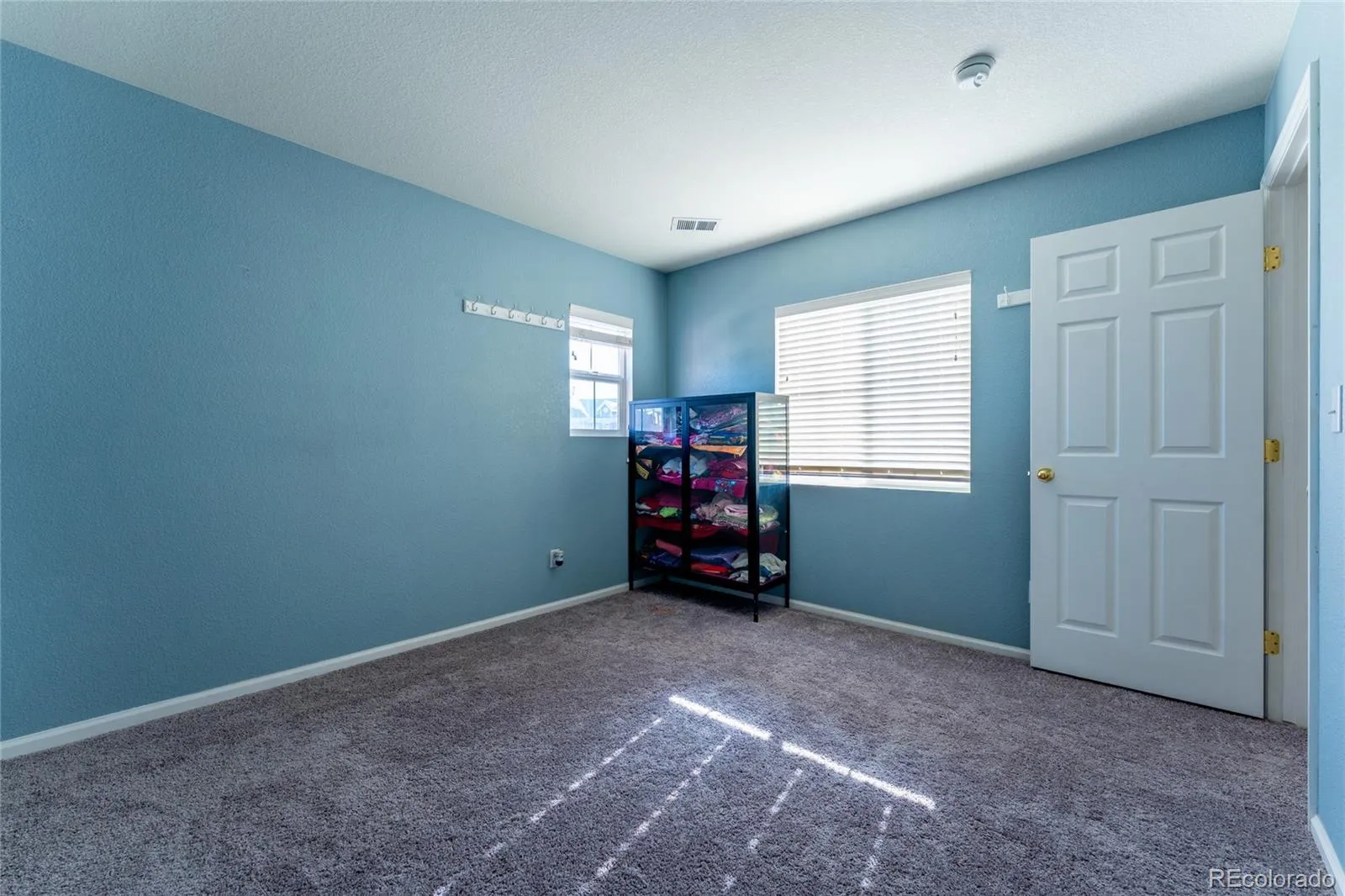17285 E Wyoming Place Aurora CO 80017 MLS #REC6913628 04082026214113 1600 24