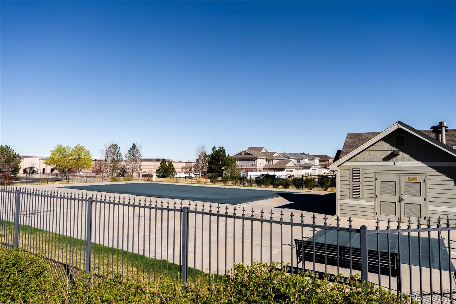 17285 E Wyoming Place Aurora CO 80017 MLS #REC6913628 04082026214113 1600 39