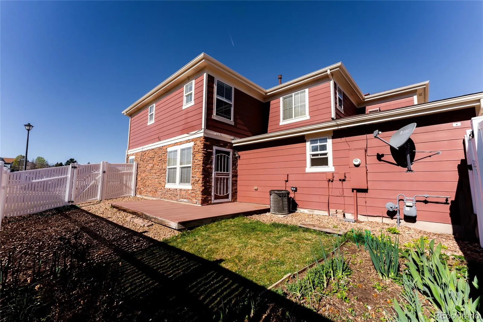 17285 E Wyoming Place Aurora CO 80017 MLS #REC6913628 04082026214113 1600 41