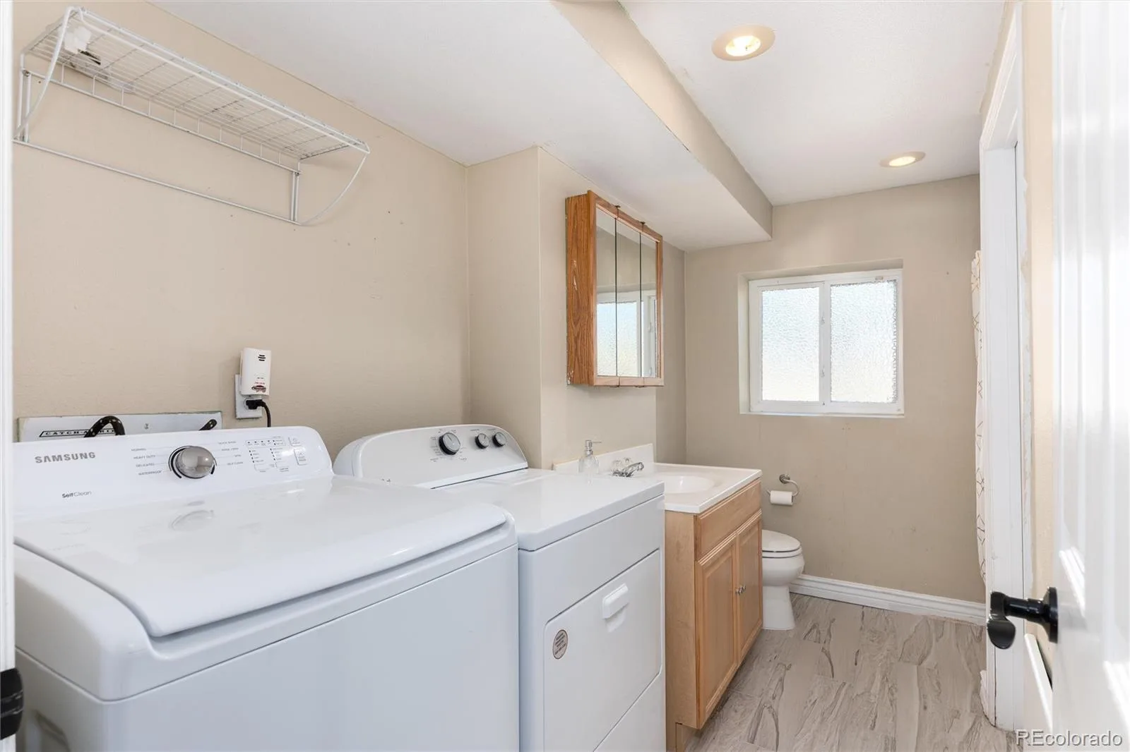 1867 S Zeno Way Aurora CO 80017 | MLS #REC6915192 07232026140417 1600 28