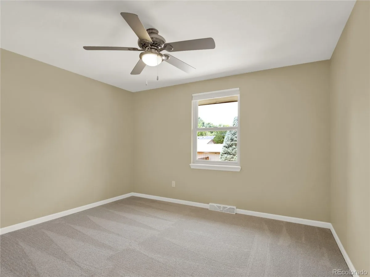 7958 S Roslyn Way Centennial CO 80112 | MLS #REC6915806 08202026132321 1200 29
