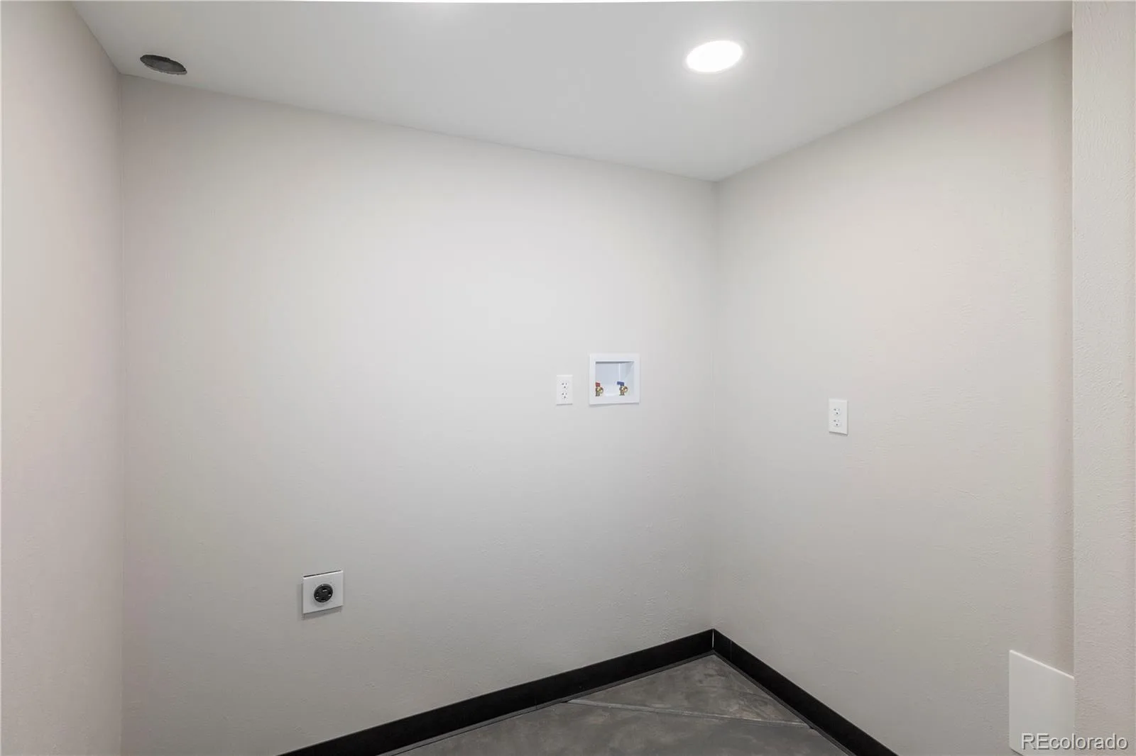 7230 W Yale Avenue Denver CO 80227 MLS #REC6918884 07062026205841 1600 19