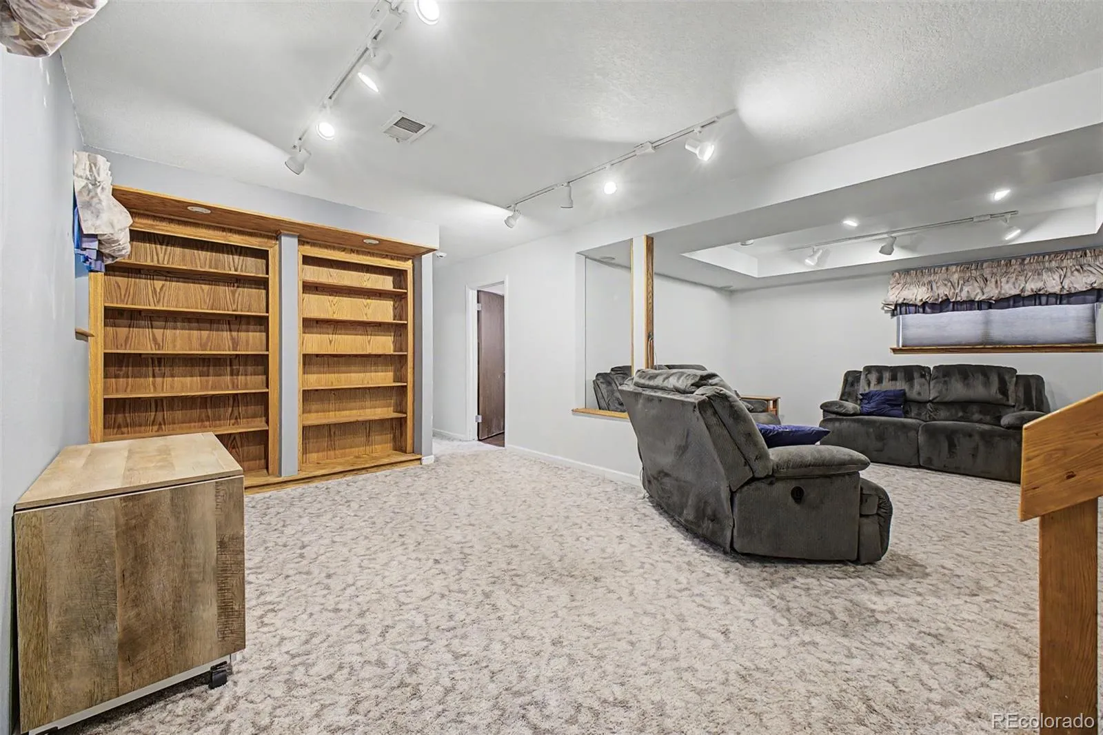 15504 E Evans Avenue Aurora CO 80013 MLS #REC6920103 05072026155802 1600 19