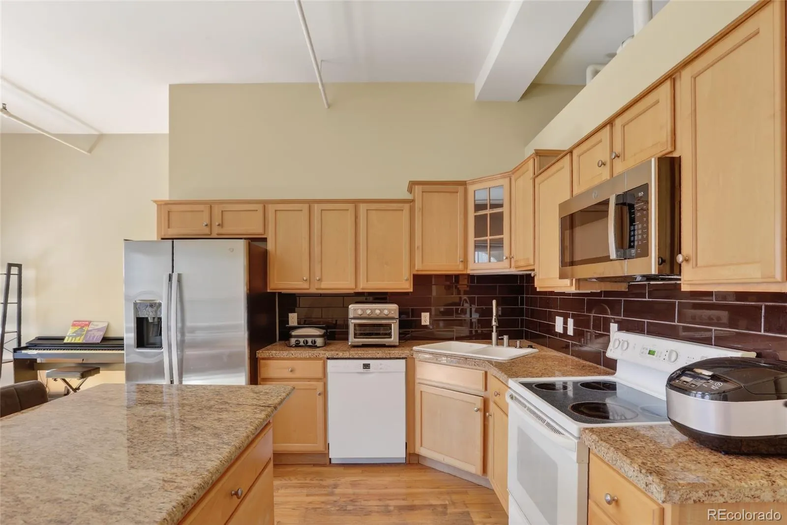 1555 California Street #602 Denver CO 80202 MLS #REC6922010 05242026052509 1600 19