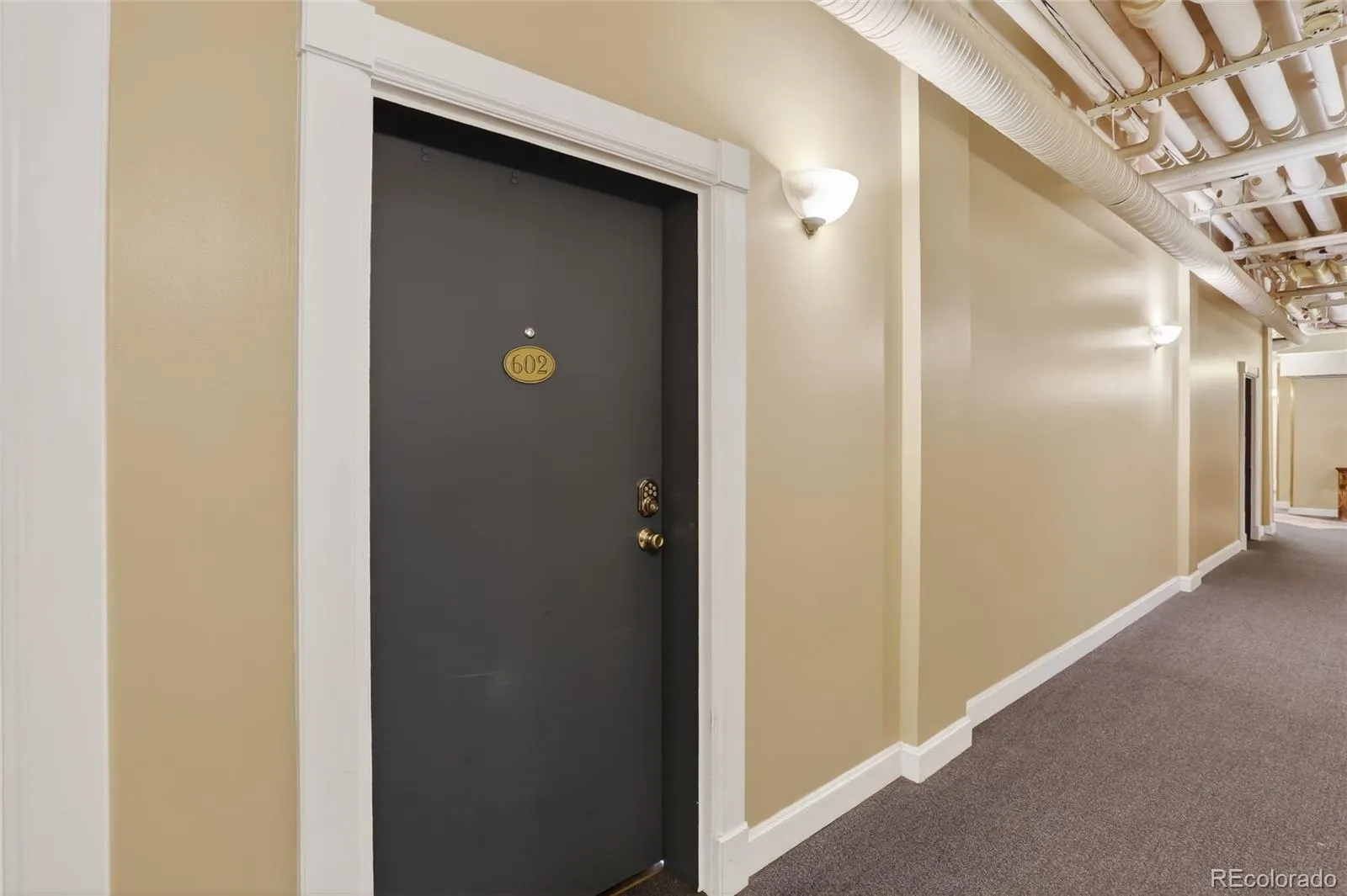 1555 California Street #602 Denver CO 80202 MLS #REC6922010 05242026052509 1600 4