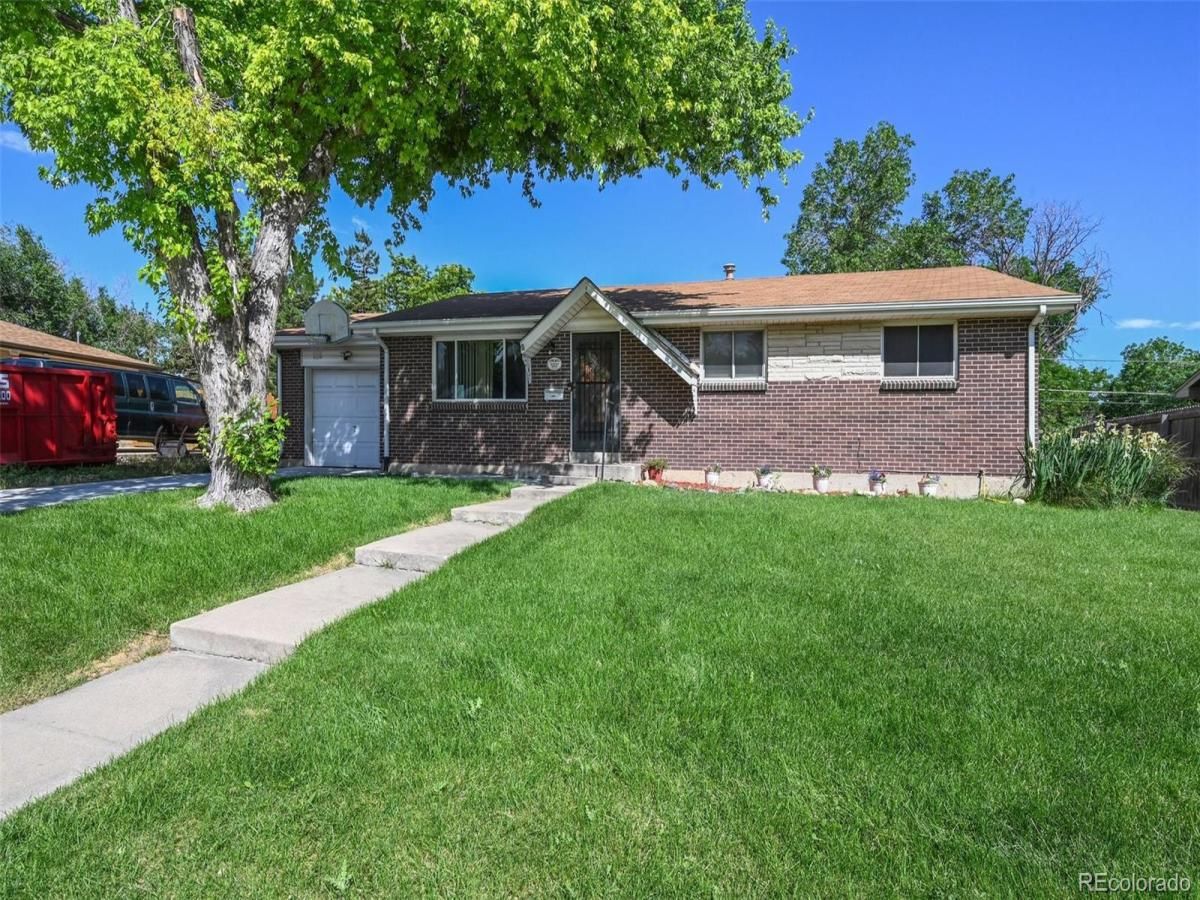8250 Chase Way Arvada CO 80003 | MLS #REC6922346 MLS #REC6922346 image #0