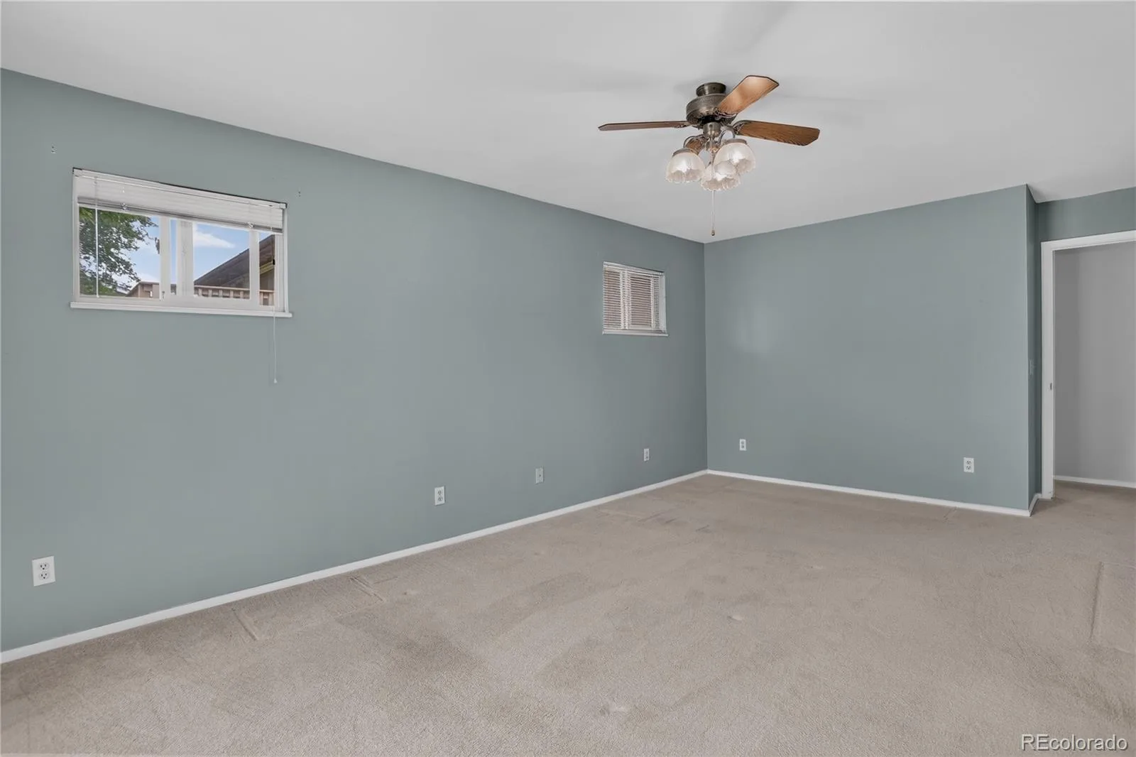 2974 S Eaton Street Denver CO 80227 | MLS #REC6923927 07312026035839 1600 19