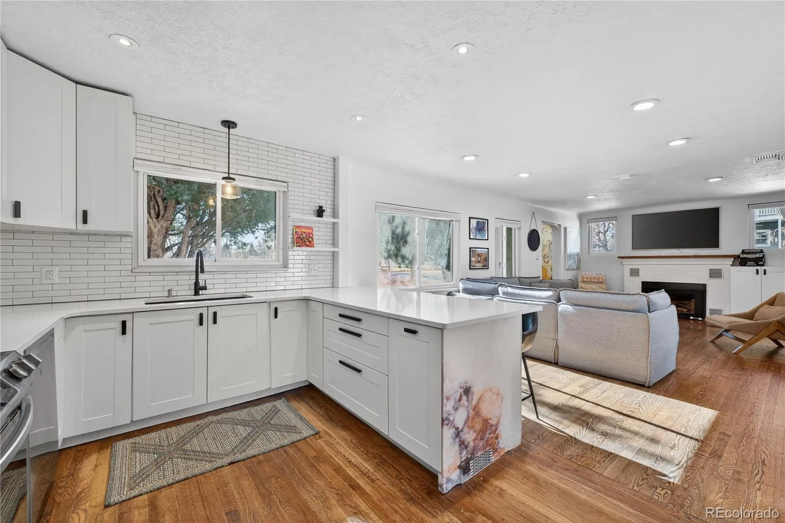 04102026174153 1600 0