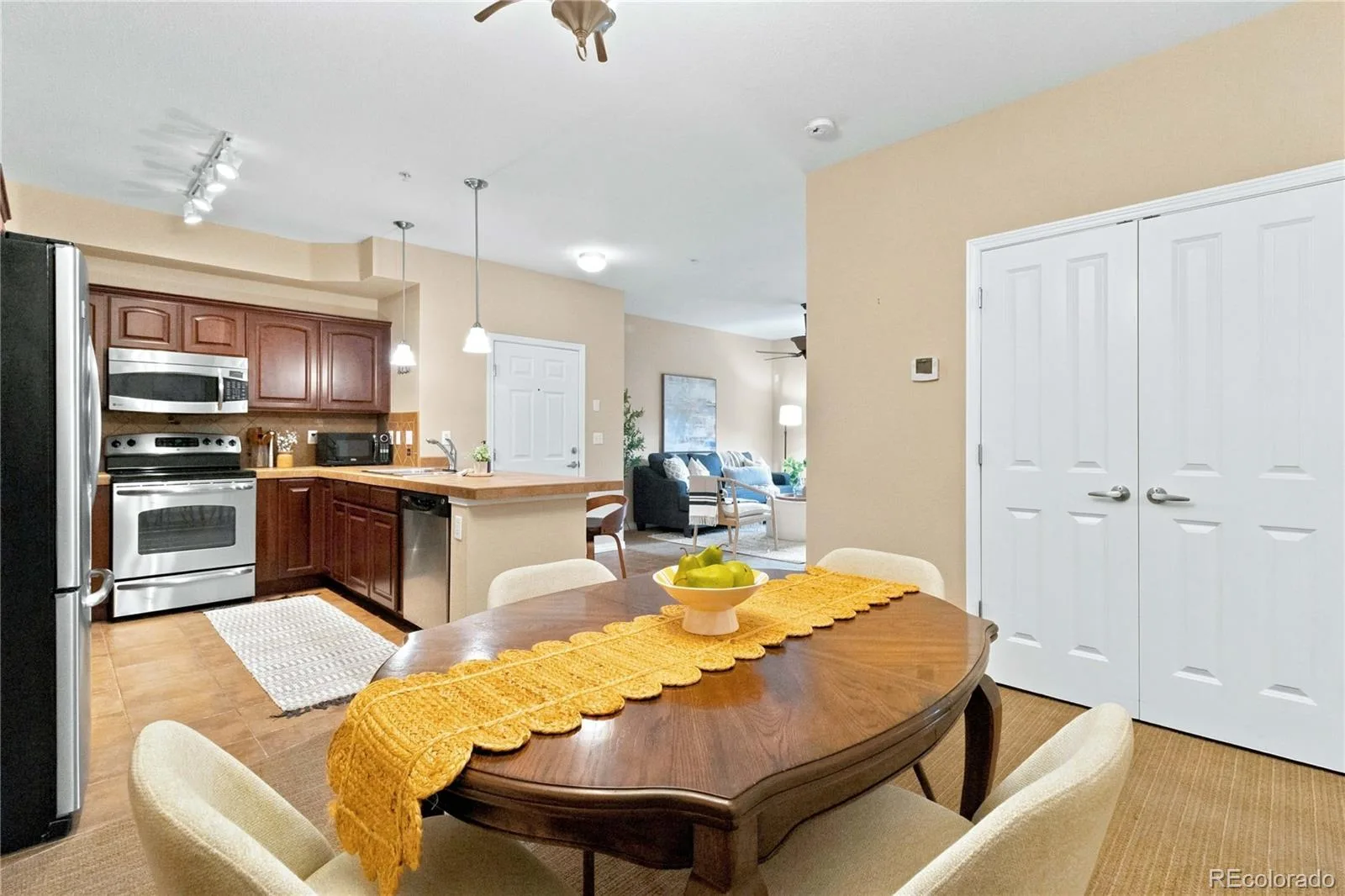 10052 W Ute Place #102 Littleton CO 80127 | MLS #REC6925626 08312026164346 1600 14