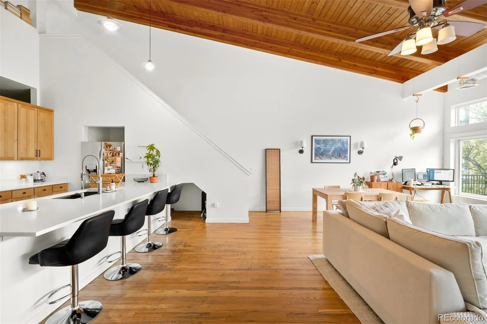 04172026162544 1600 11