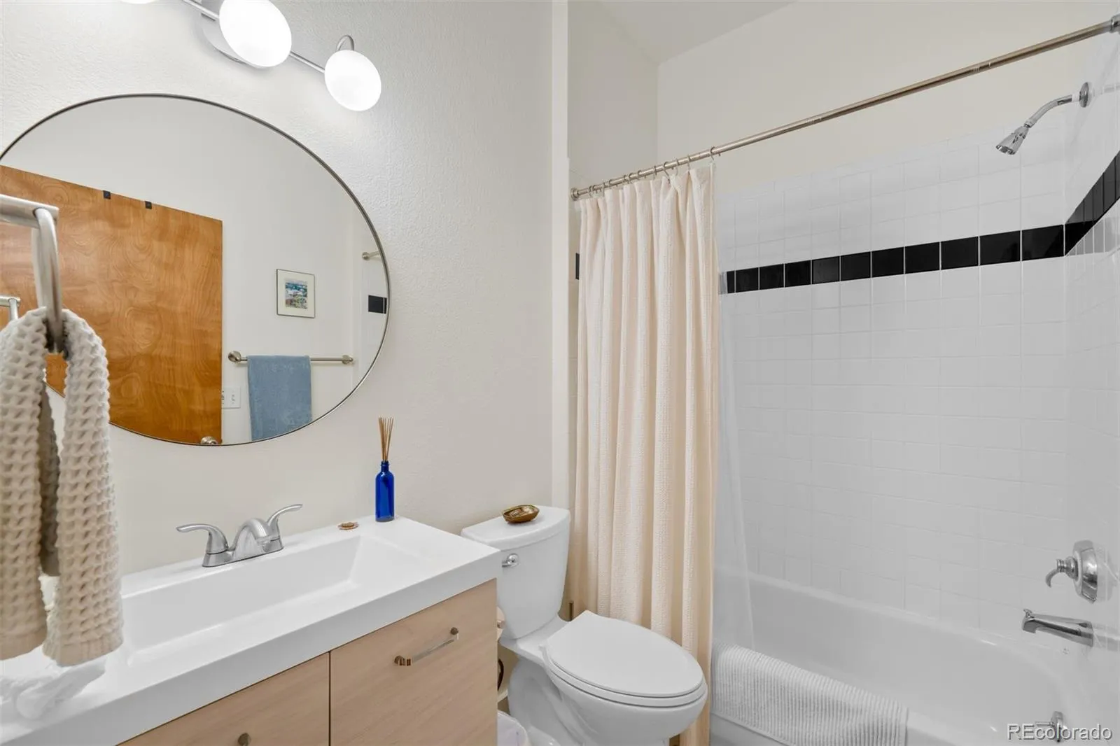 04172026162544 1600 19