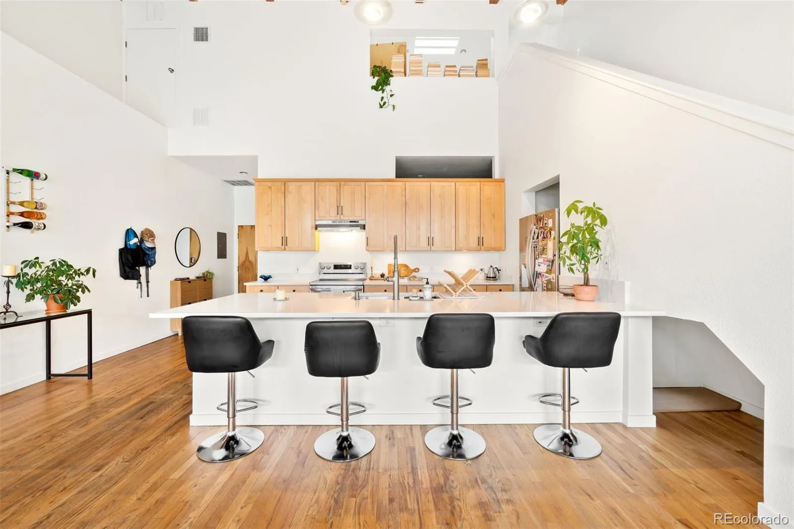 04172026162544 1600 8