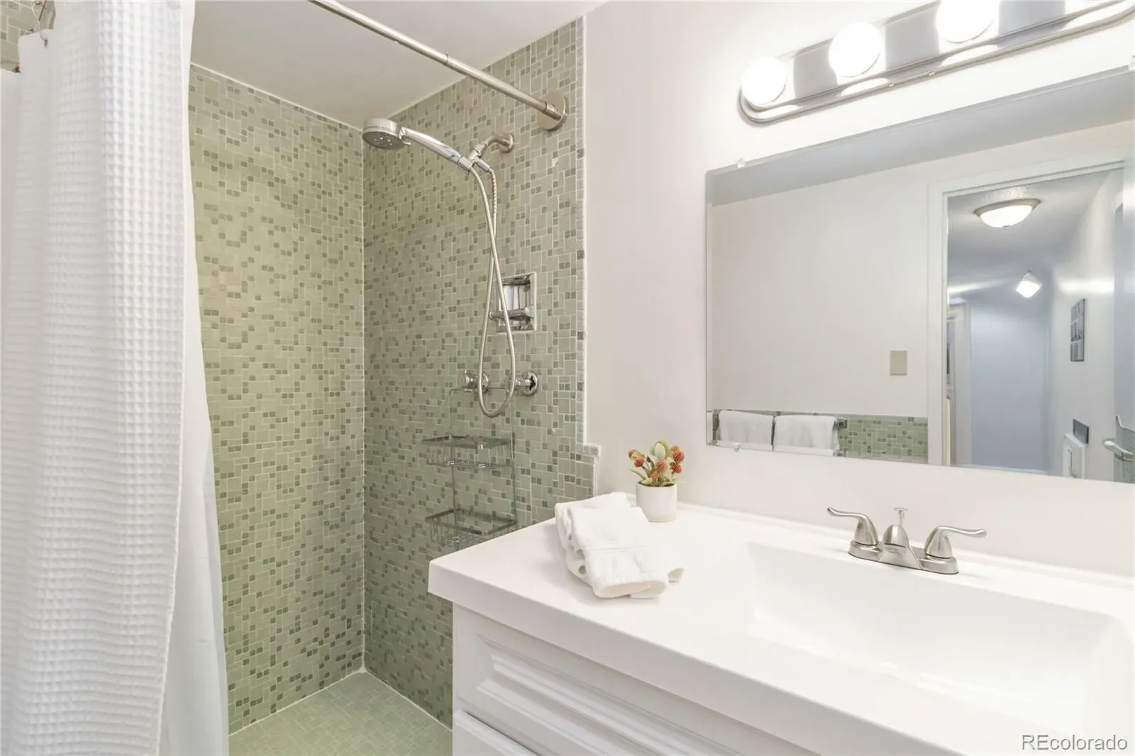 03252026155948 1600 17